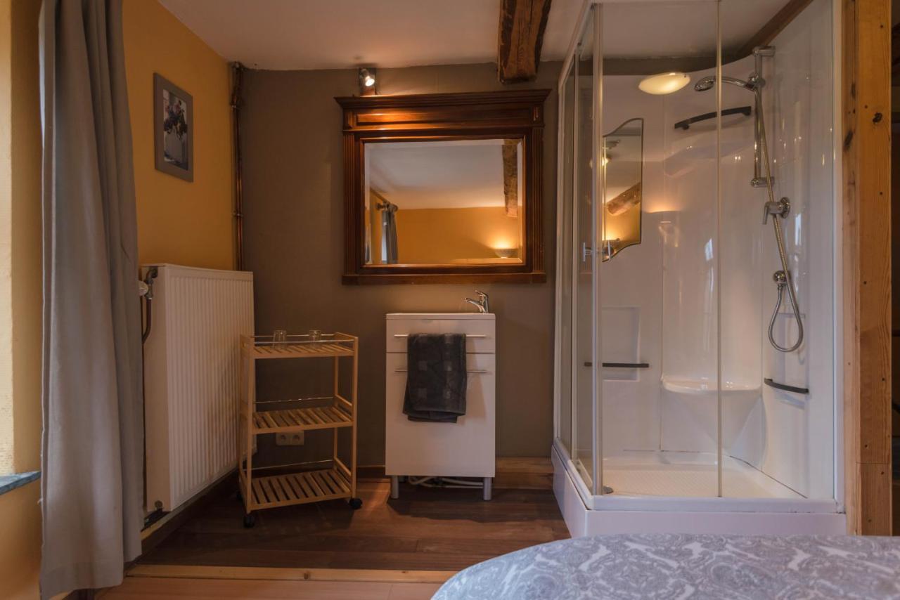 Les Trois Voisins Bed and breakfast