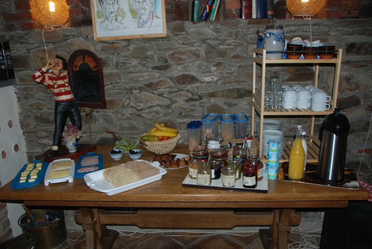 Bed & Breakfast Les Trois Voisins Bourseigne-Vieille